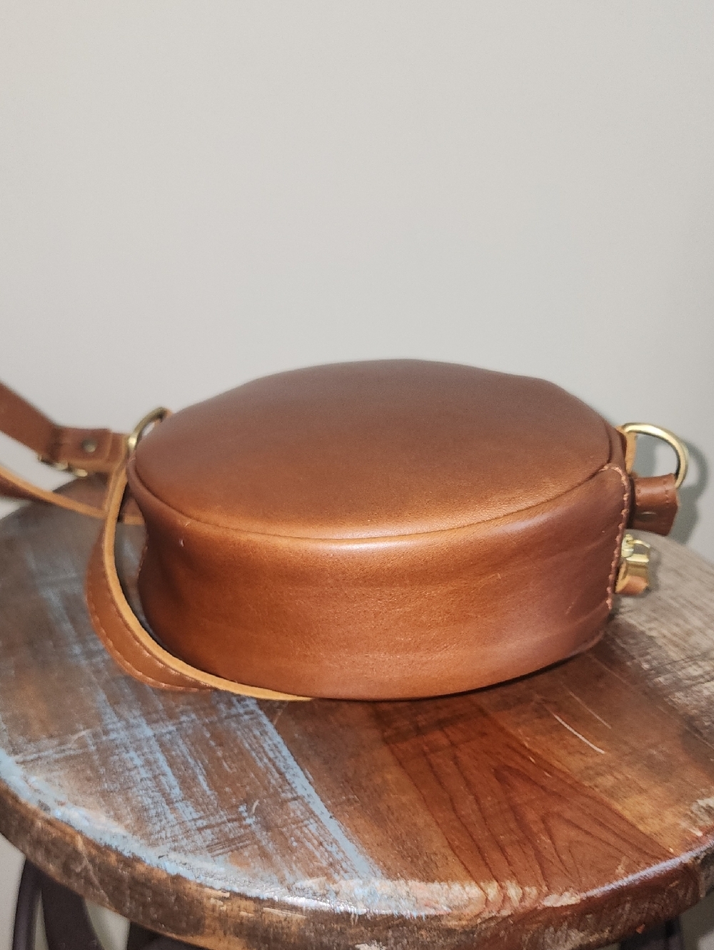 Portland Leather Goods Brown Cognac Small Round Circle Crossbody Bag - Picture 8 of 16